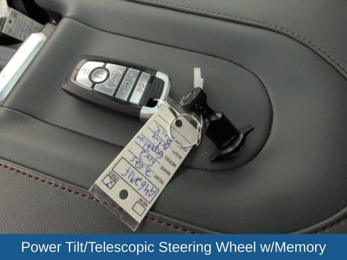 Used 2025 Ford Expedition Active RWD image 43