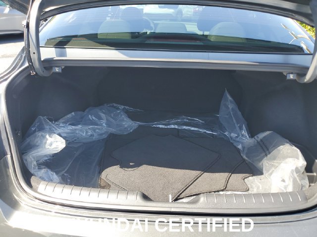 Certified 2026 Hyundai Elantra SE FWD image 26