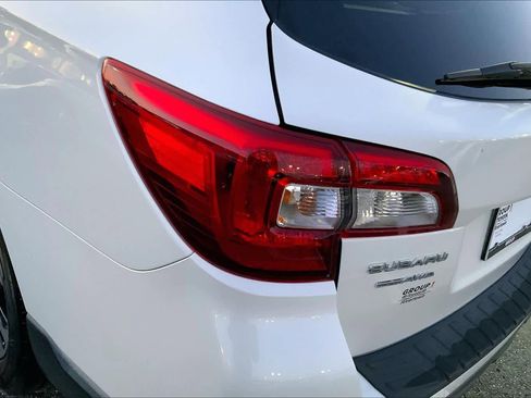 Used 2019 Subaru Outback 3.6R Limited image 28