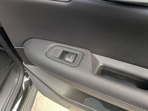 New 2026 Cadillac XT5 Premium Luxury w/ LPO, ONYX Package image 33