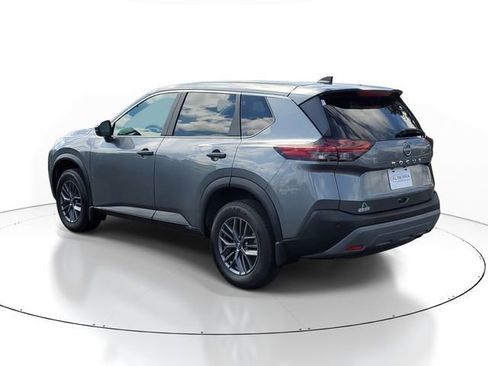 Used 2022 Nissan Rogue S AWD/4WD image 3