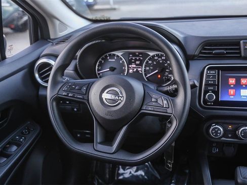 Used 2025 Nissan Versa S w/ Trunk Package image 17