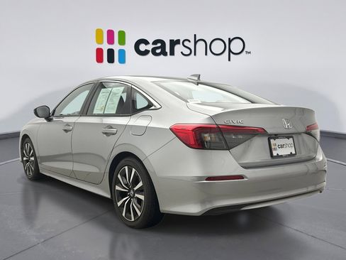 Used 2024 Honda Civic EX image 3