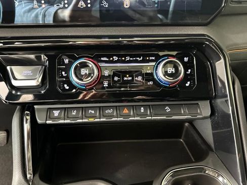 Used 2024 GMC Sierra 2500 AT4 w/ AT4 Premium Plus Package image 23