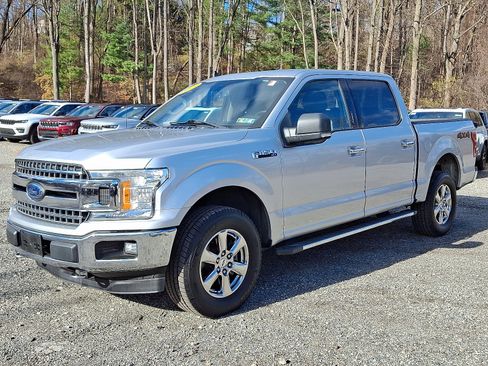 Used 2019 Ford F150 XLT w/ Equipment Group 302A Luxury image 3
