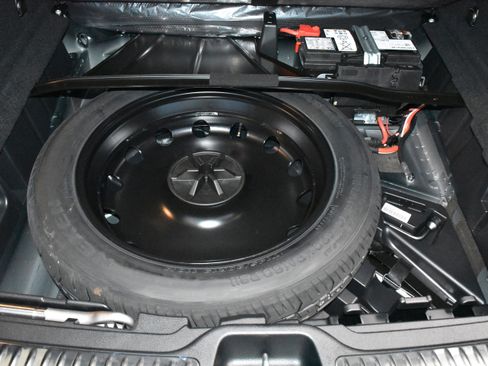 New 2026 Mercedes-Benz GLC 300 4MATIC image 24