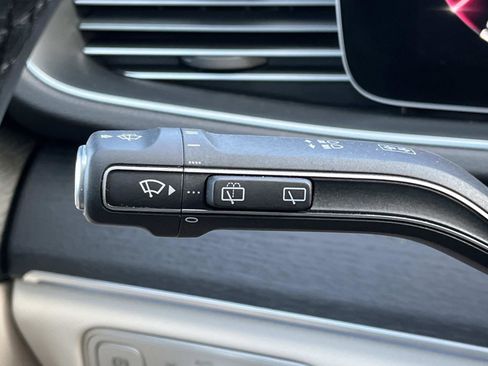 Certified 2025 Mercedes-Benz GLE 350 4MATIC image 28