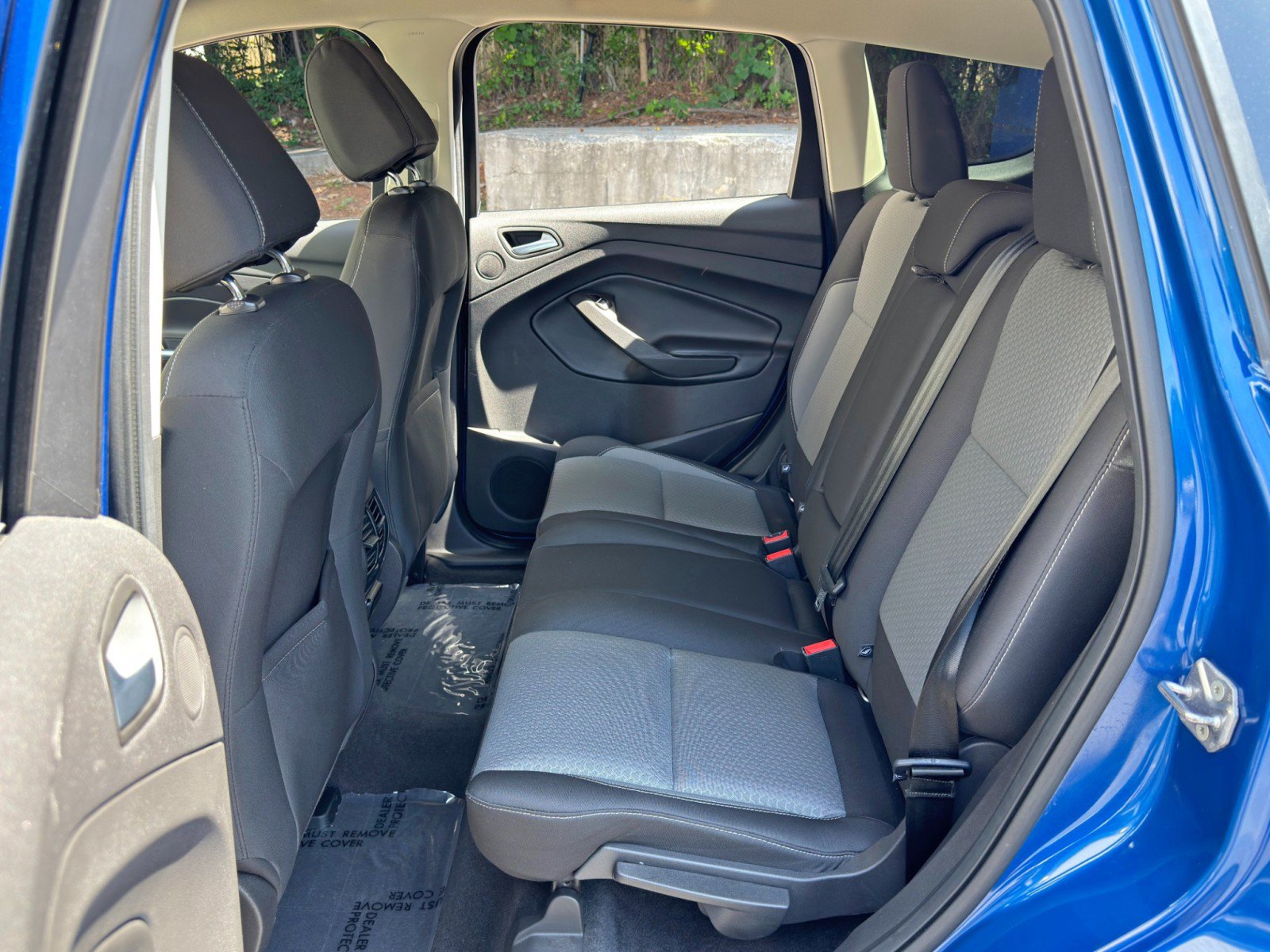 Used 2017 Ford Escape SE w/ Equipment Group 201A AWD/4WD image 32