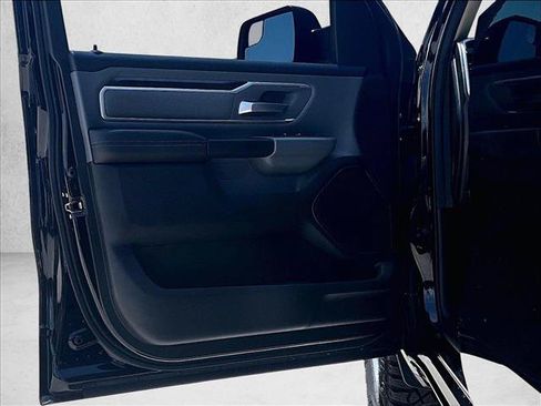 Used 2020 RAM 1500 Big Horn RWD image 18