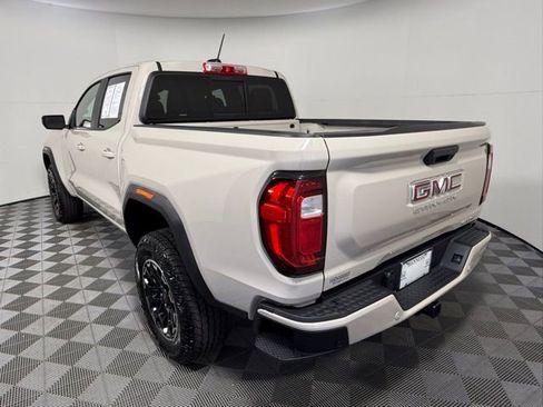 Used 2026 GMC Canyon AT4 image 9