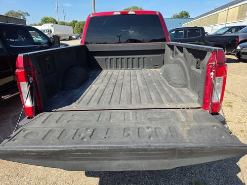 Used 2017 Ford F250 XLT w/ XLT Value Package AWD/4WD image 8