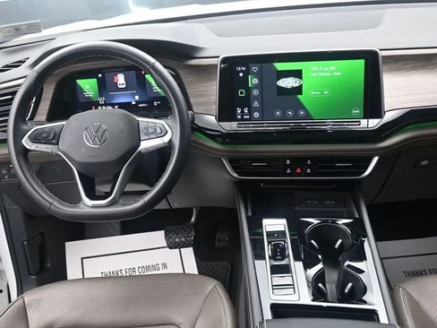 Used 2024 Volkswagen Atlas SEL image 7