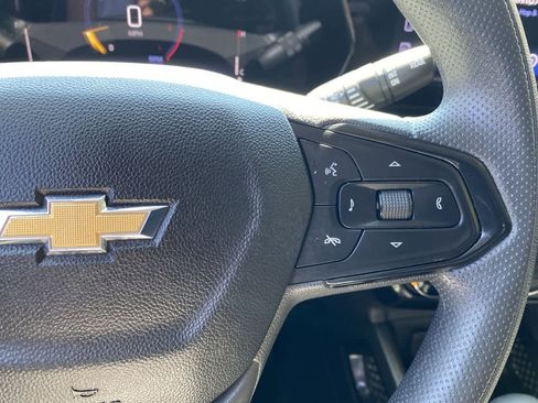 Used 2025 Chevrolet TrailBlazer LT AWD/4WD image 22
