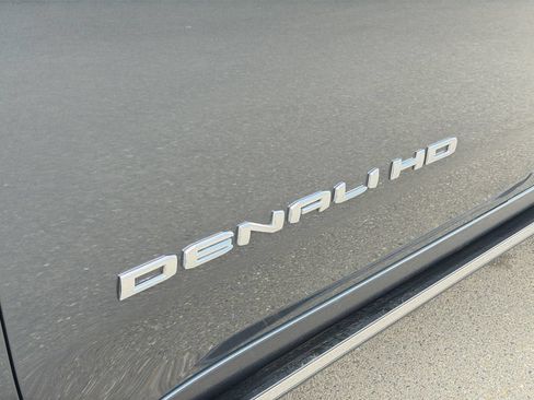 Used 2022 GMC Sierra 2500 Denali w/ LPO, GMC Protection Package AWD/4WD image 35
