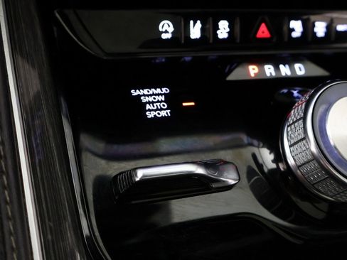 Used 2022 Jeep Wagoneer Series II w/ Premium Group I image 61