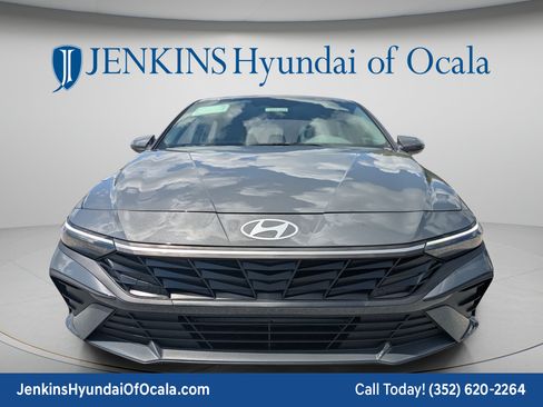 New 2026 Hyundai Elantra SE FWD image 10