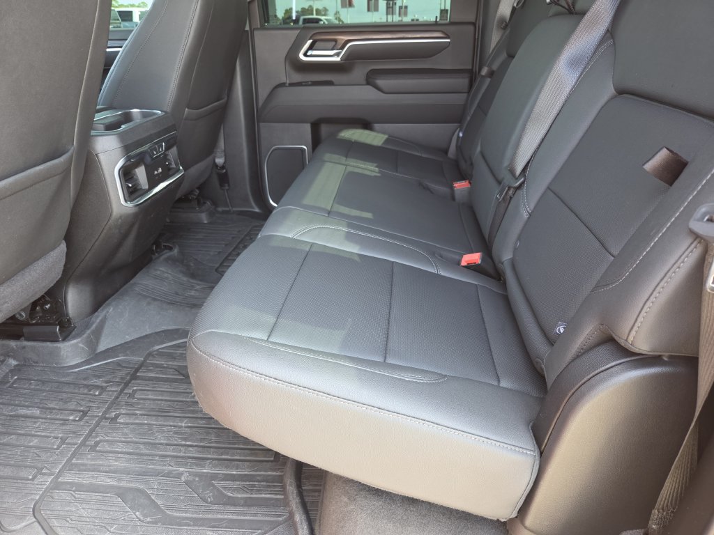 Used 2025 GMC Sierra 2500 SLT w/ Texas SLT Premium Package AWD/4WD image 16
