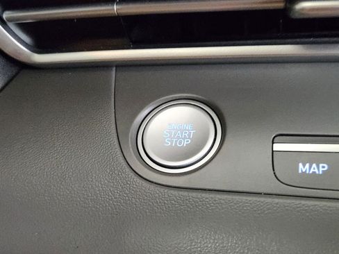 Used 2023 Hyundai Elantra SEL w/ Convenience Package FWD image 20