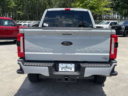 New 2026 Ford F250 Lariat w/ Black Appearance Package AWD/4WD image 4