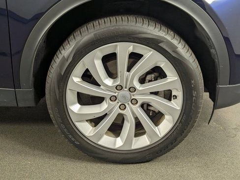 Used 2022 Land Rover Discovery Sport SE AWD/4WD image 12