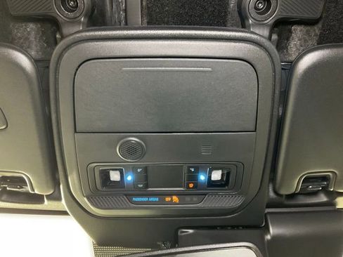 New 2025 Ford Bronco Outer Banks image 21