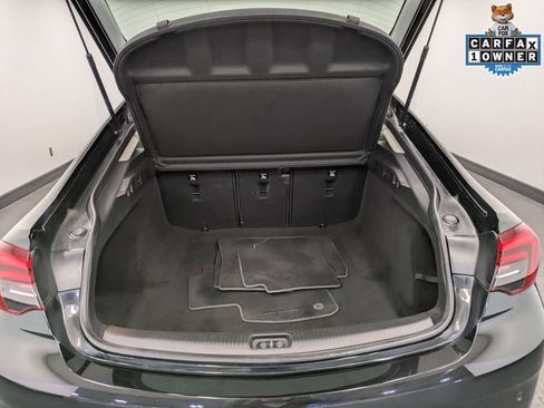 Used 2018 Buick Regal Essence w/ Driver Confidence Package #1 image 31