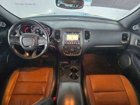 Used 2019 Dodge Durango R/T w/ Technology Group AWD/4WD image 3