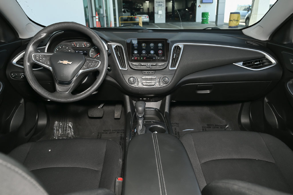 Used 2024 Chevrolet Malibu LT FWD image 22