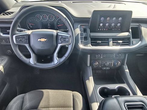 Used 2024 Chevrolet Tahoe LS RWD image 11