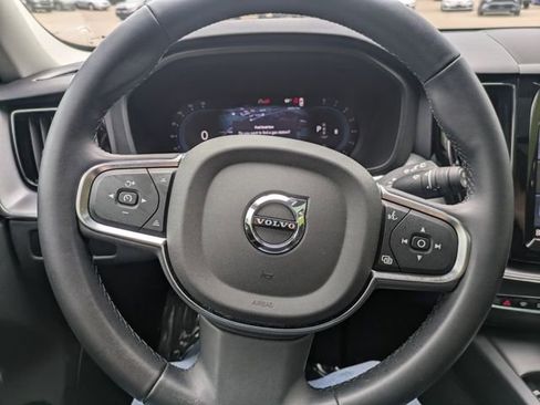 Used 2024 Volvo XC60 B5 Core w/ Protection Package Premier AWD/4WD image 20