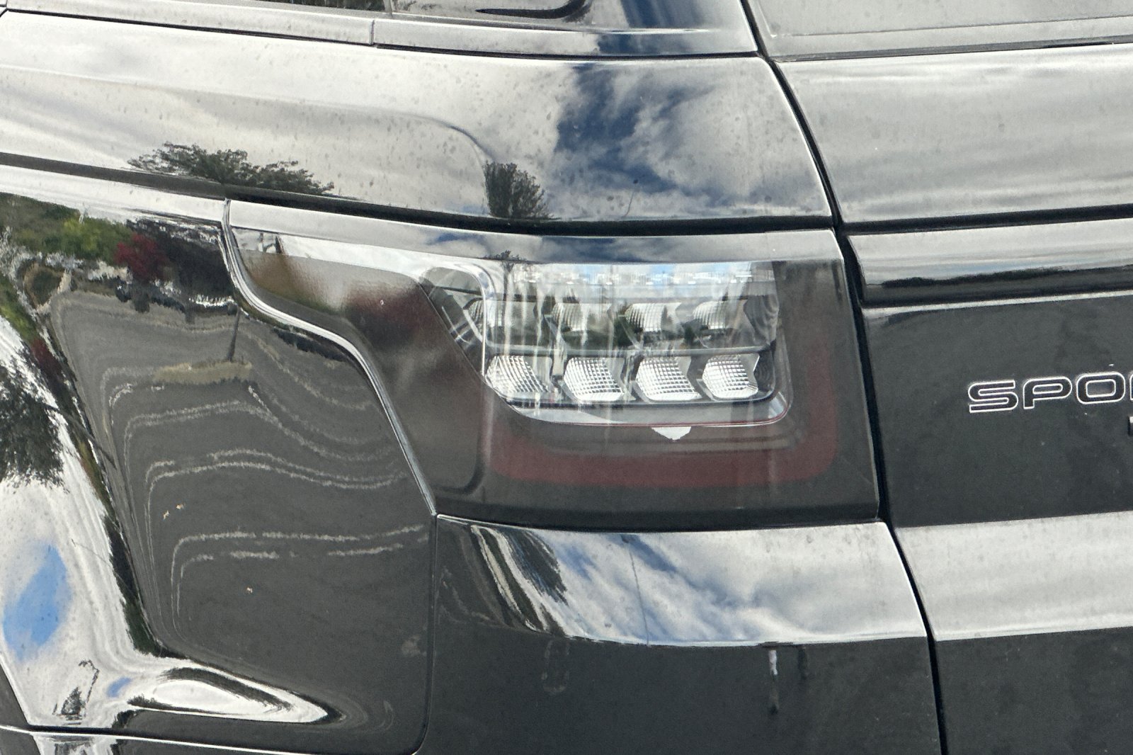 Used 2022 Land Rover Range Rover Sport HST AWD/4WD image 48