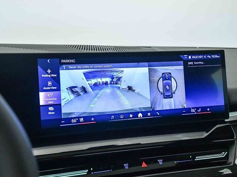 Used 2025 BMW 530i w/ Premium Package image 25