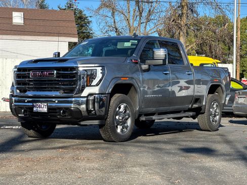 New 2026 GMC Sierra 2500 SLT w/ SLT Premium Package image 7