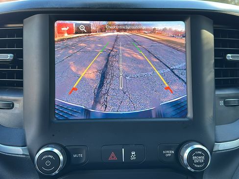 Used 2024 RAM 2500 Big Horn image 23