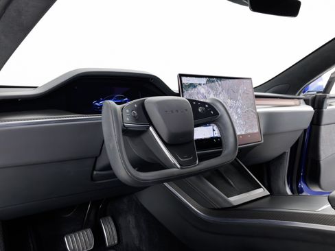 Used 2022 Tesla Model S Plaid AWD/4WD image 18