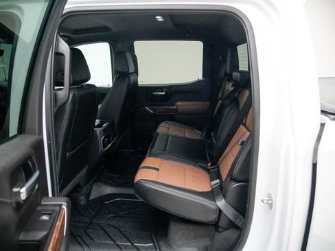 Used 2019 Chevrolet Silverado 1500 High Country w/ Technology Package image 24