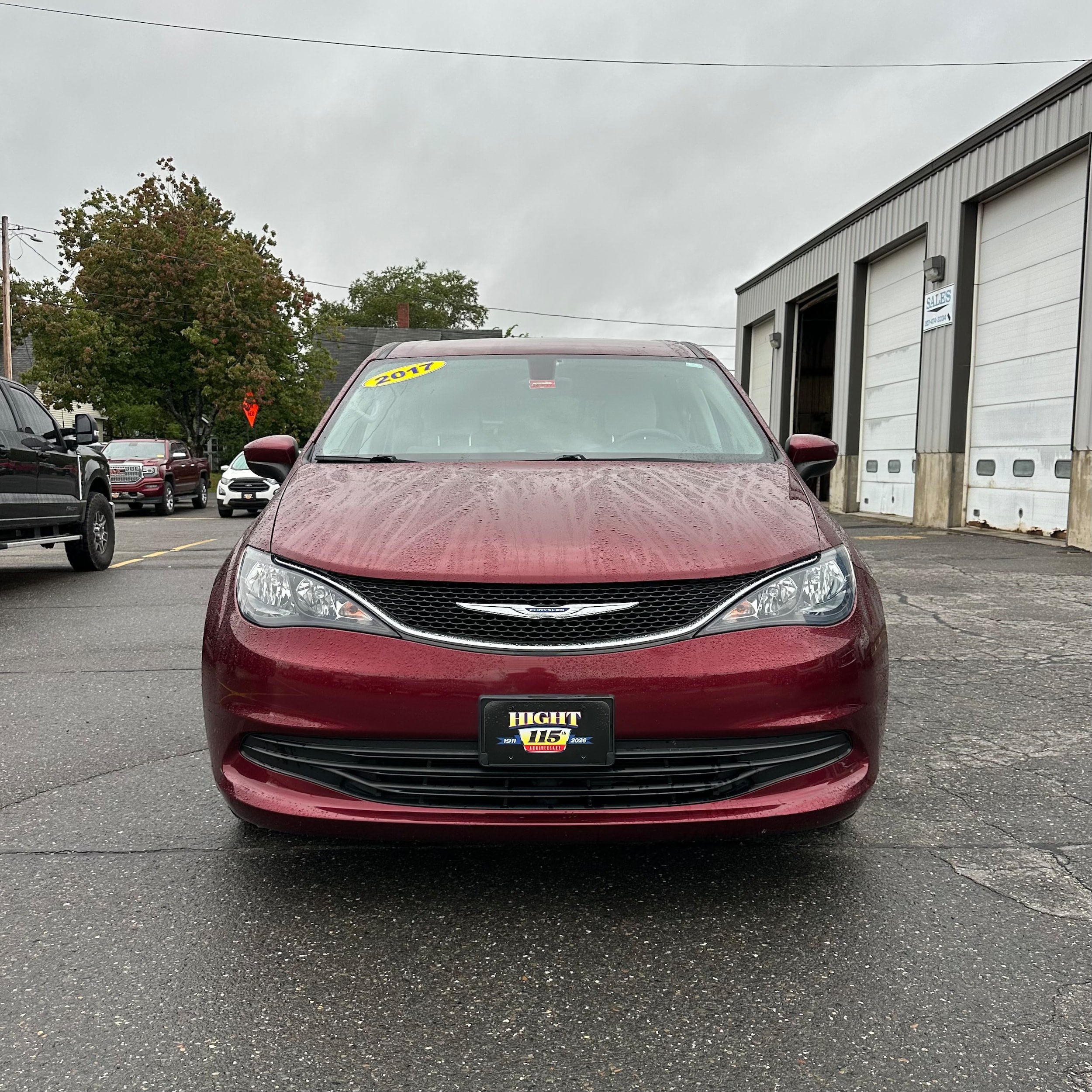 Used 2017 Chrysler Pacifica LX FWD image 8