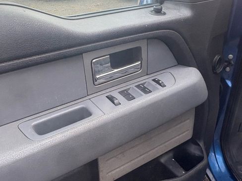 Used 2011 Ford F150 STX w/ STX Decor Pkg image 6