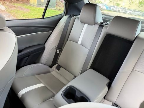 Used 2025 Toyota Camry SE FWD image 13