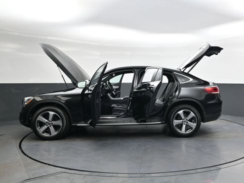 Used 2022 Mercedes-Benz GLC 300 4MATIC Coupe image 41