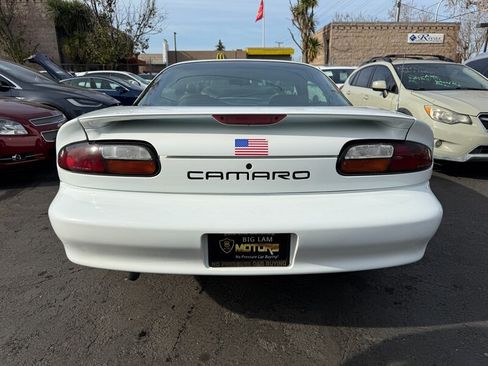 Used 2002 Chevrolet Camaro LT w/ Preferred Equipment Group 1 RWD image 6