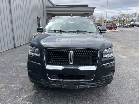 Used 2022 Lincoln Navigator L Reserve image 2