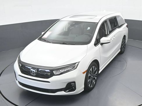 Used 2025 Honda Odyssey Elite image 54