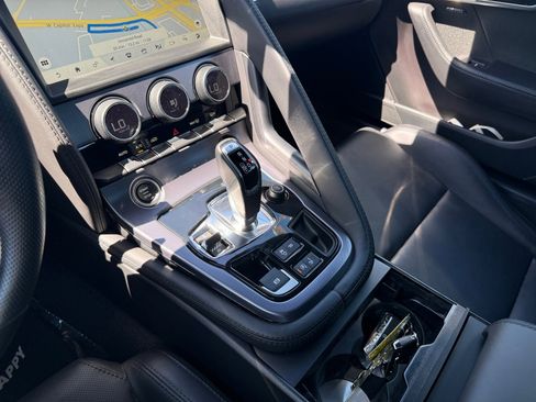 Used 2023 Jaguar F-TYPE R AWD/4WD image 13