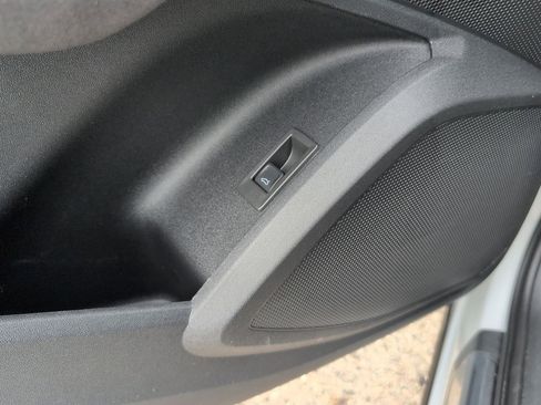 New 2025 Audi SQ5 Prestige image 10