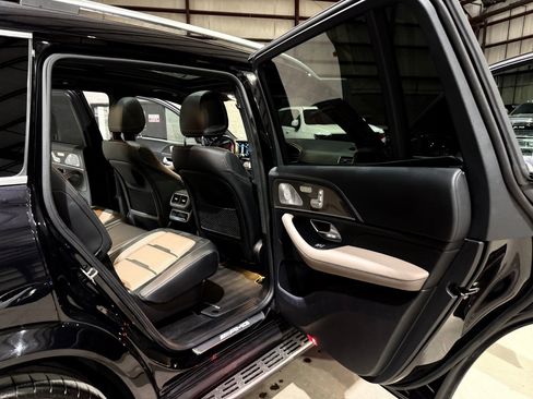 Used 2021 Mercedes-Benz GLS 63 AMG 4MATIC image 21