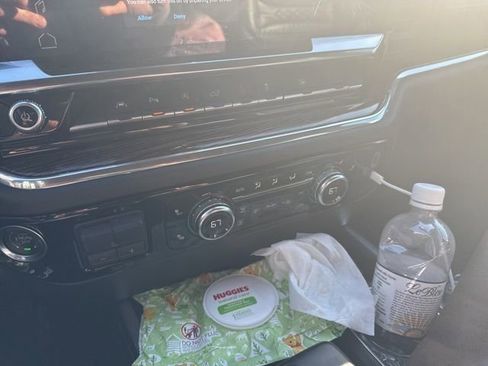 Certified 2024 GMC Sierra 1500 Elevation w/ Elevation Premium Package image 47