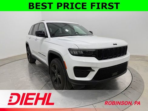 New 2025 Jeep Grand Cherokee Altitude image 1