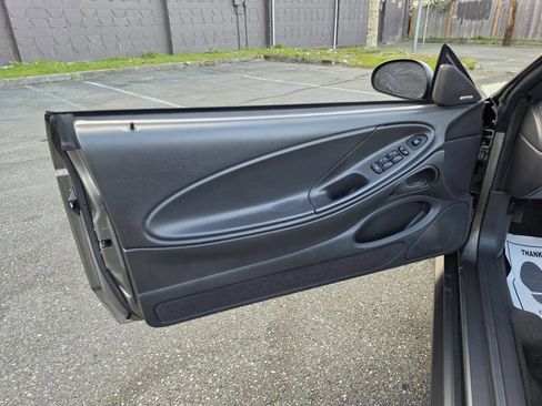 Used 2002 Ford Mustang GT image 42