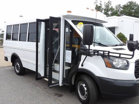Used 2016 Ford Transit 250 138 RWD image 1